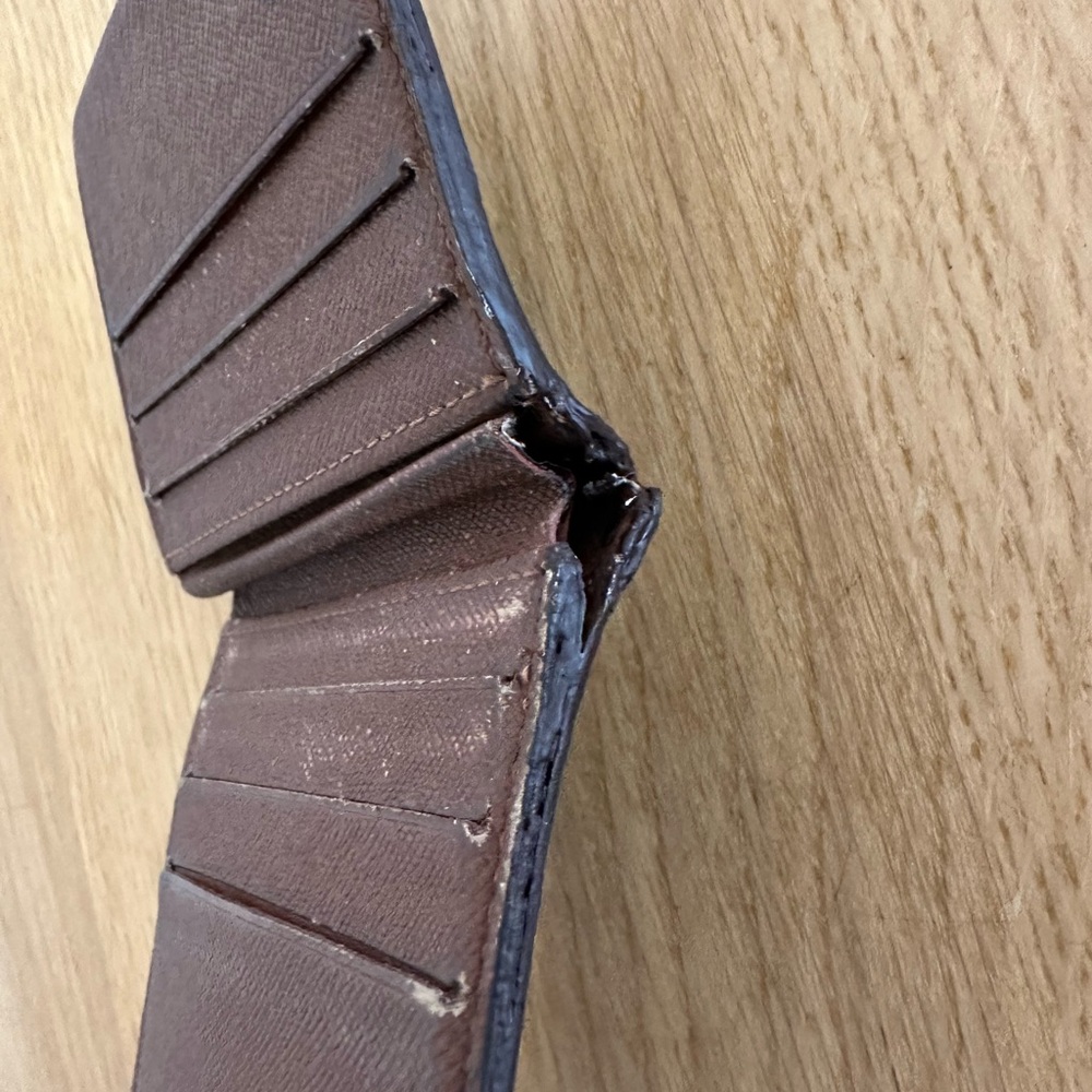 Louis Vuitton Men Wallet - Picture 12 of 13